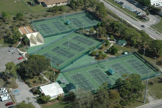 Pickleball courts at Lawnwood Tennis Center Fort Pierce FL